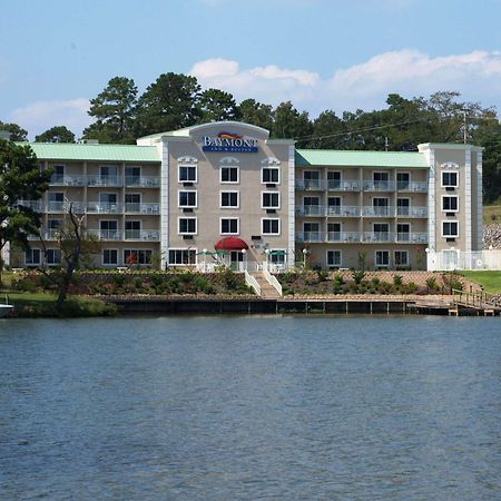 Baymont On The Lake By Wyndham Hot Springs Exterior photo